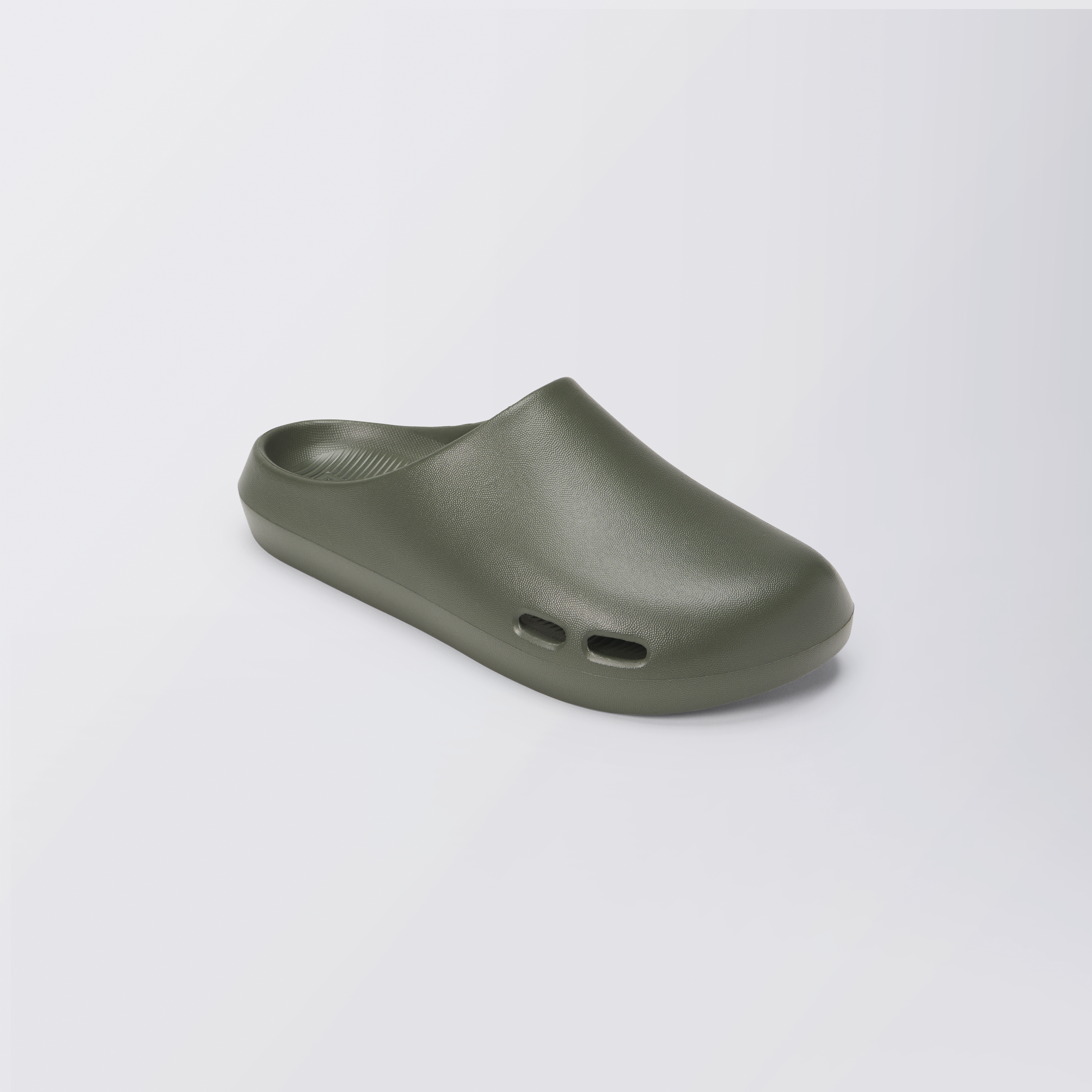 9125-treehouse-adult-male- 