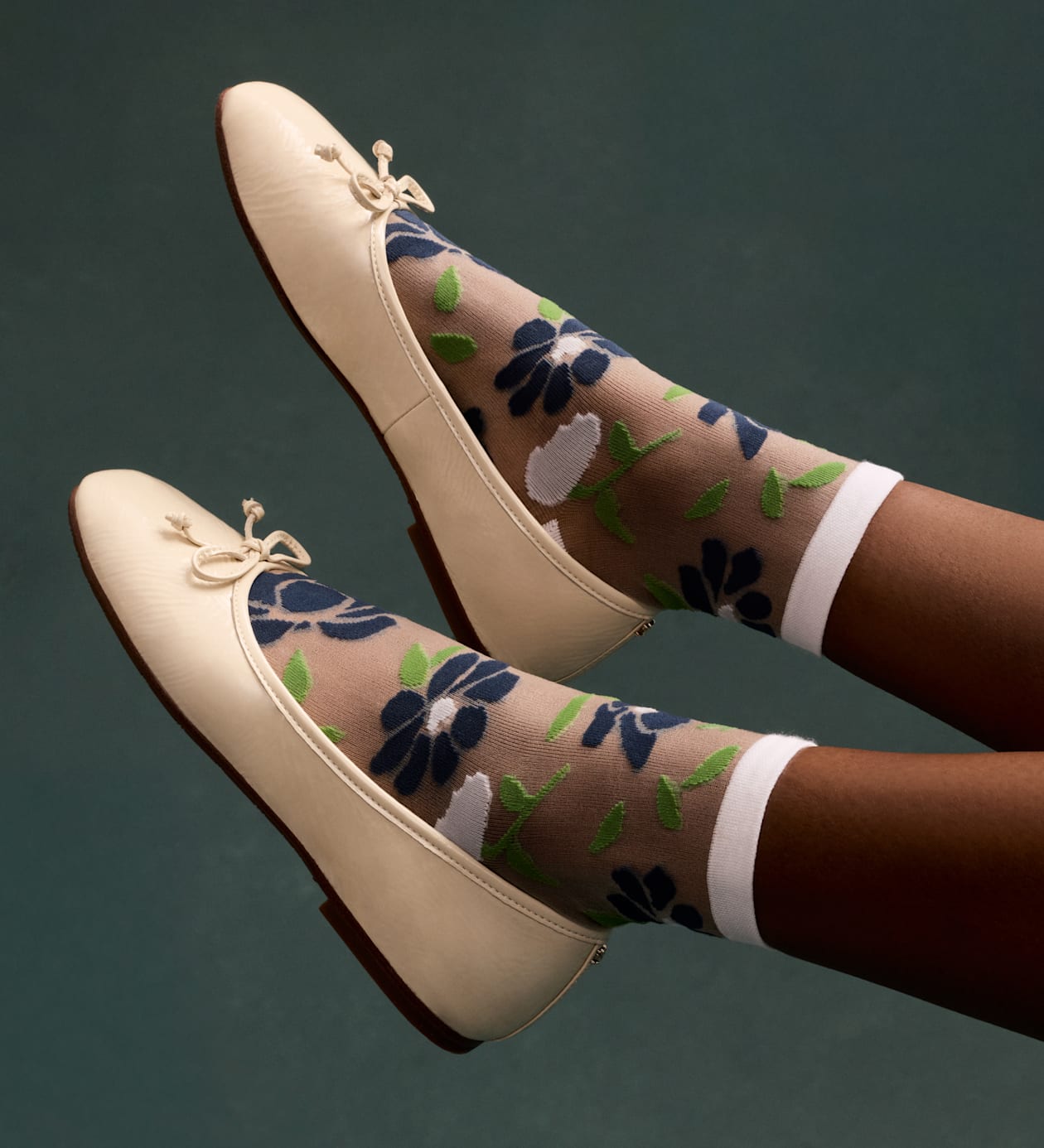 women's sheer dress socks Women's Sheer Quarter Socks - White - Small - Cotton Blend