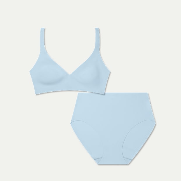Women’s No Show Plunge Bralette + High Rise Brief Pack