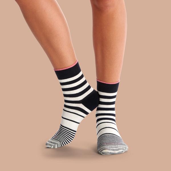 Women's Lightweight Quarter Socks