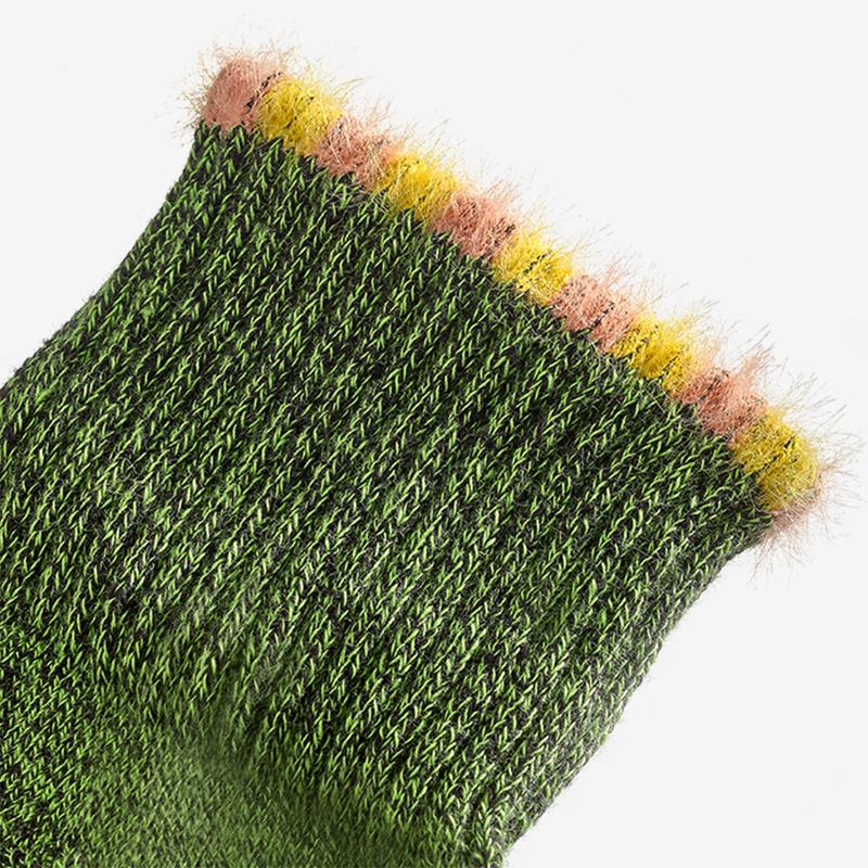 Sesame Street Fuzzy Oscar the Grouch Socks