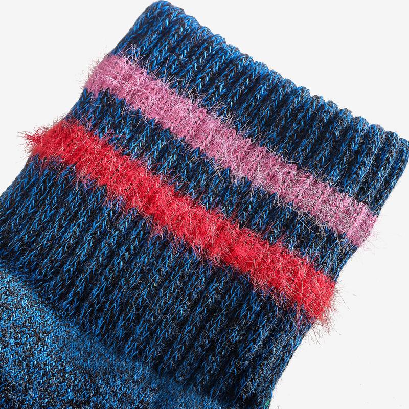 Youth Sesame Street Fuzzy Grover Socks